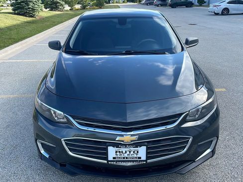 Used 2017 Chevrolet Malibu LS FWD image 3