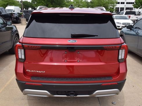 Used 2025 Ford Explorer Platinum image 6