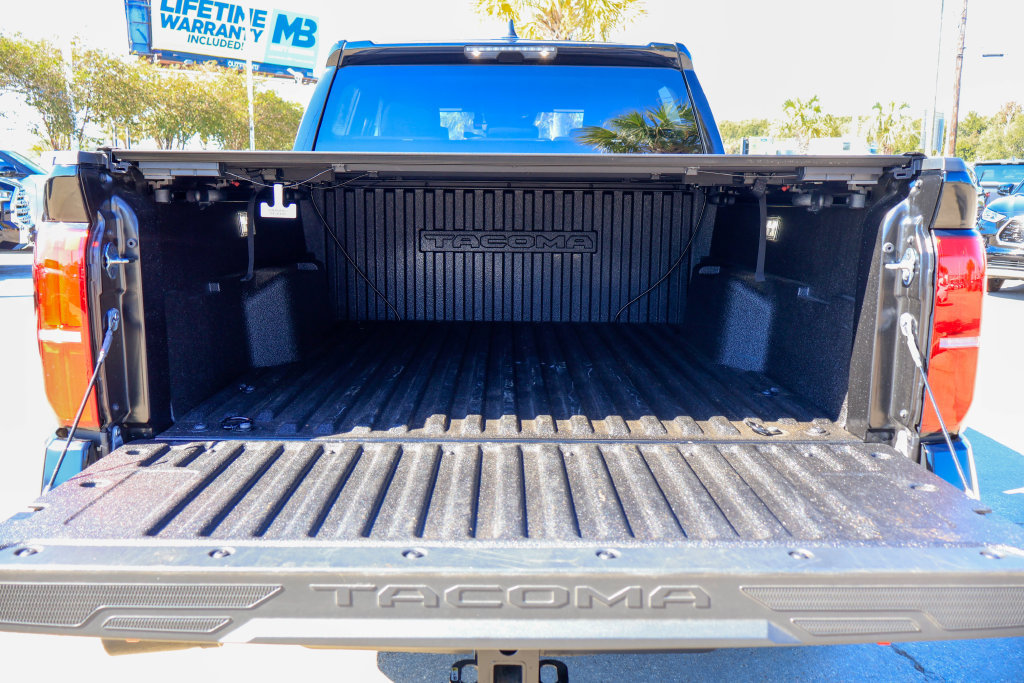 Used 2026 Toyota Tacoma TRD Off-Road AWD/4WD image 27