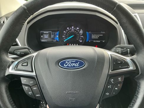 Used 2024 Ford Edge Titanium image 24