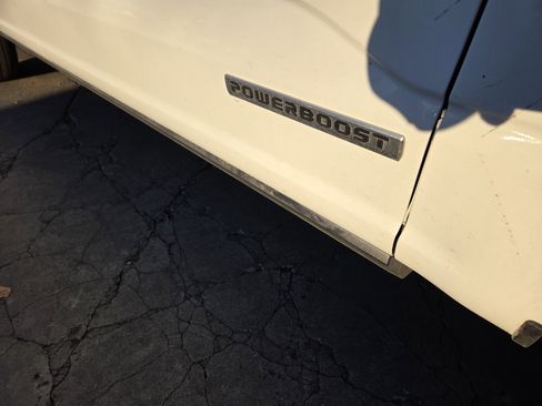 Used 2023 Ford F150 Lariat w/ Equipment Group 502A High image 15