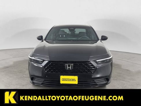 Used 2024 Honda Accord Sport image 8