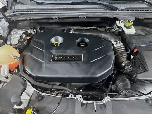 Used 2017 Lincoln MKC Premiere image 34