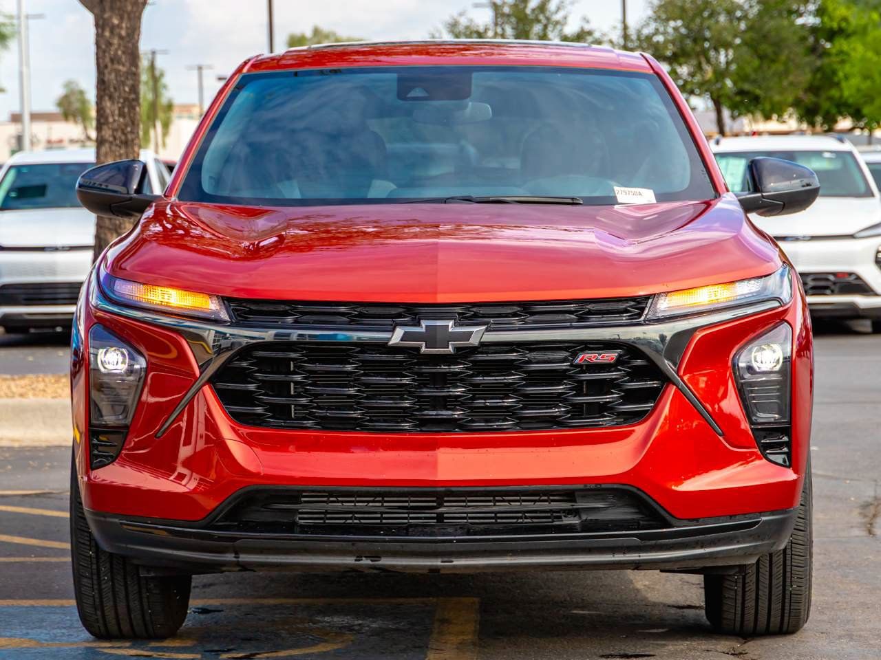 Used 2024 Chevrolet Trax RS w/ Sunroof Package FWD image 4