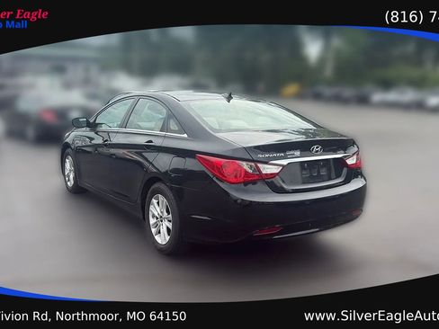 Used 2013 Hyundai Sonata GLS FWD image 3