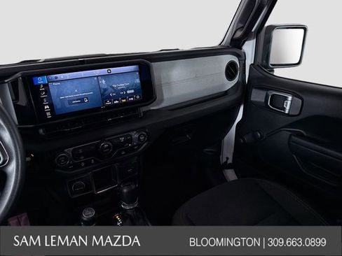 Used 2024 Jeep Gladiator Sport image 21