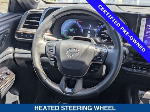 Used 2025 Toyota Crown Signia w/ Advanced Technology Package AWD/4WD image 17