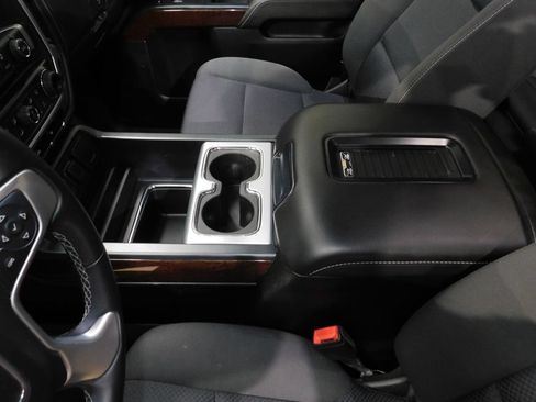 Used 2017 GMC Sierra 1500 SLE w/ Elevation Edition AWD/4WD image 29