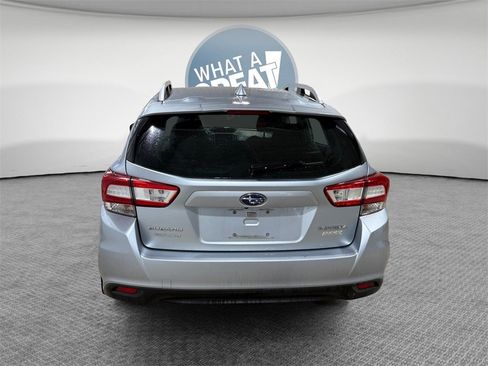 Used 2017 Subaru Impreza 2.0i Premium image 5