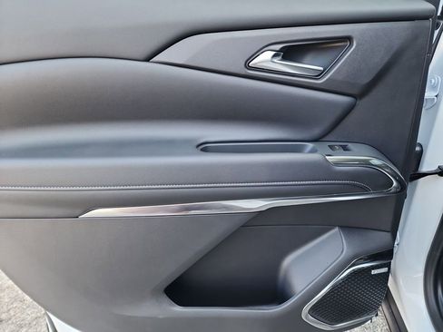 New 2026 Chevrolet Traverse LT image 37