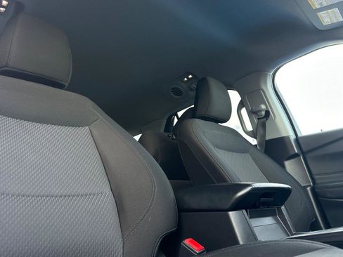 Used 2023 Ford Explorer XLT image 19