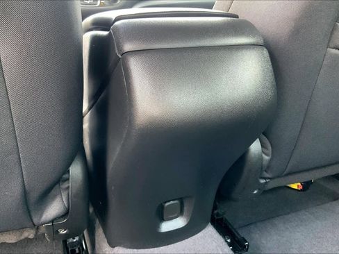 Used 2023 Chevrolet Malibu LS image 35