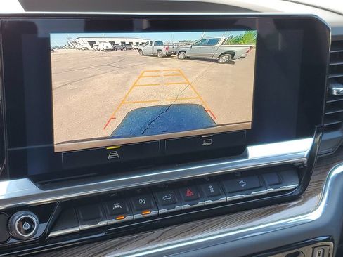Used 2023 Chevrolet Silverado 1500 LT Trail Boss w/ Protection Package AWD/4WD image 18