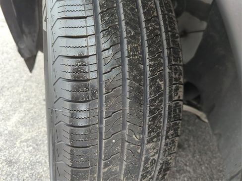 Certified 2022 Nissan Murano S image 43