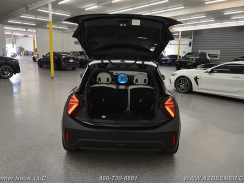 Used 2026 MINI Cooper 2-Door Hardtop FWD image 37
