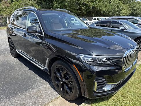 Used 2019 BMW X7 xDrive40i w/ Premium Package AWD/4WD image 3