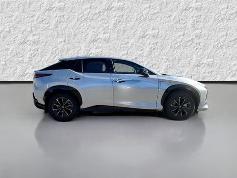 New 2026 Lexus RZ 350e 2WD image 2