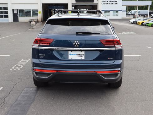 Used 2022 Volkswagen Atlas Cross Sport SE AWD/4WD image 21