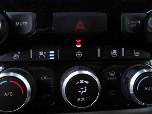 Used 2022 RAM 1500 Laramie image 43