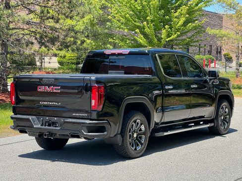 Used 2019 GMC Sierra 1500 Denali w/ Technology Package AWD/4WD image 6