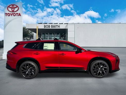 New 2025 Toyota Crown Signia w/ Advanced Technology Package image 5