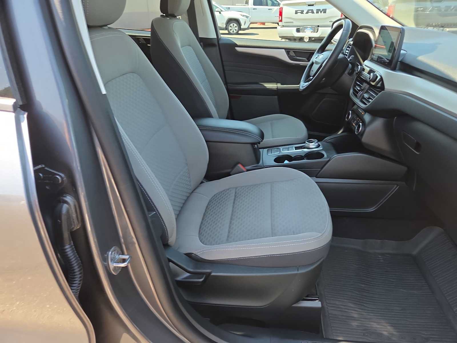 Used 2022 Ford Escape SE w/ Convenience Package AWD/4WD image 22