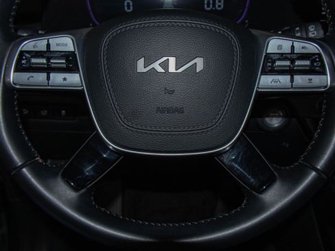 Used 2025 Kia Telluride S AWD/4WD image 12