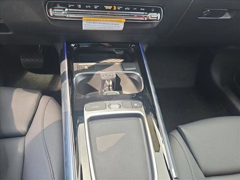 New 2026 Mercedes-Benz GLA 250 image 9