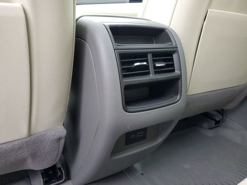 Used 2024 Cadillac XT5 Premium Luxury image 29