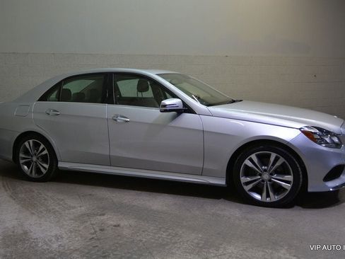 Used 2014 Mercedes-Benz E 350 Sedan image 28