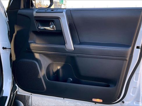 Used 2024 Toyota 4Runner SR5 Premium image 25