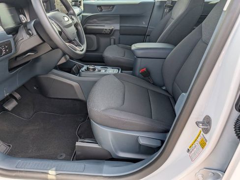 New 2025 Ford Maverick XL image 8