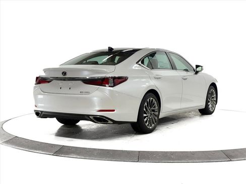 New 2025 Lexus ES 350 Luxury image 12
