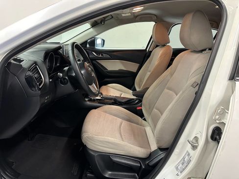 Used 2015 MAZDA MAZDA3 i Touring image 9