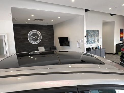 Used 2015 Ford Escape SE FWD image 15