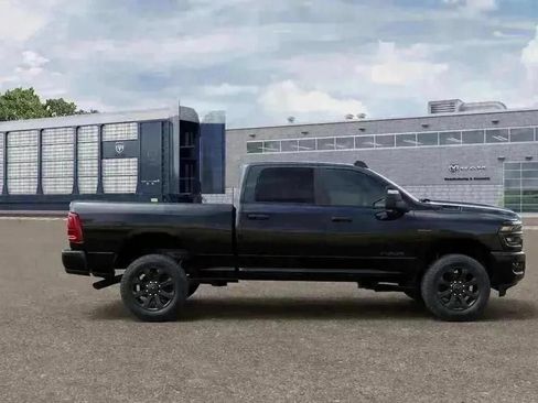 New 2026 RAM 2500 Big Horn AWD/4WD image 70