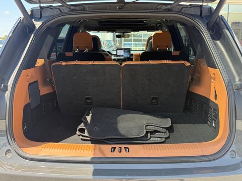 Used 2021 Lincoln Aviator Black Label Grand Touring w/ Class IV Trailer Tow Package AWD/4WD image 7