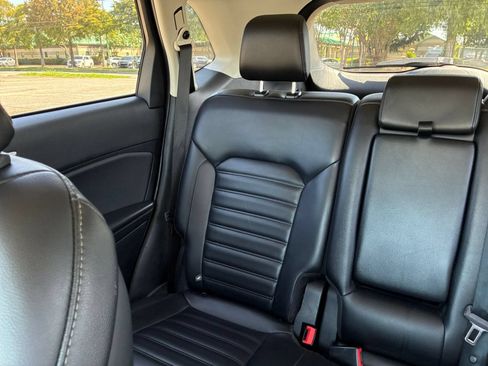 Used 2024 Ford Edge SEL AWD/4WD image 34