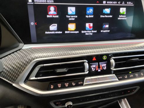 Used 2020 BMW X5 M AWD/4WD image 24