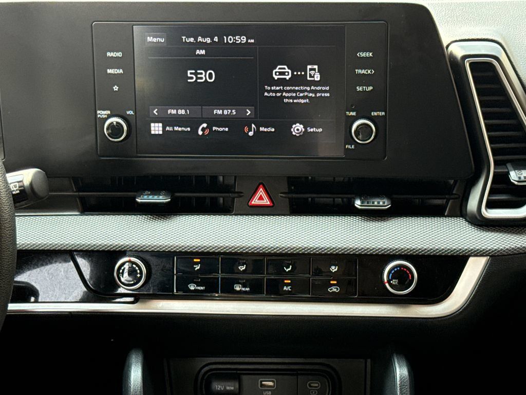 Used 2024 Kia Sportage LX FWD image 12