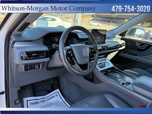 Used 2020 Lincoln Aviator Reserve image 10