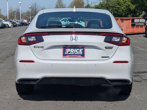 Used 2026 Honda Civic Sport Touring image 7