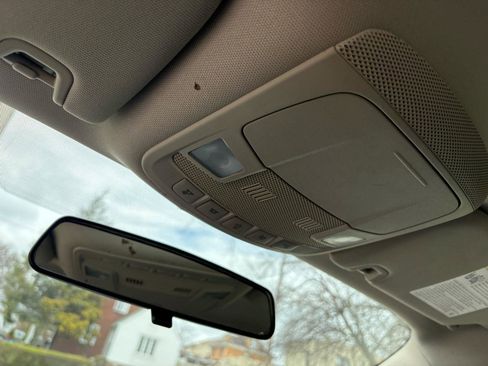 Used 2017 Ford Fusion SE w/ Fusion SE Technology Package image 35