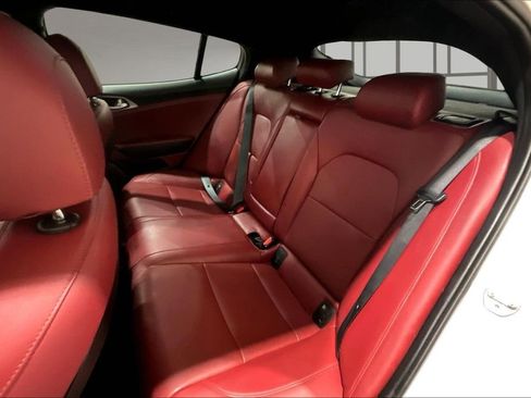 Used 2019 Kia Stinger GT1 image 26