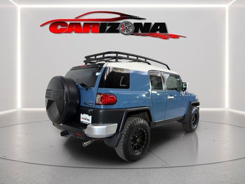 Used 2011 Toyota FJ Cruiser 4WD w/ Convenience Pkg image 7
