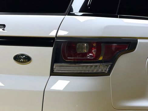 Used 2014 Land Rover Range Rover Sport Supercharged image 7