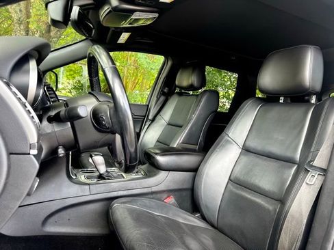 Used 2020 Jeep Grand Cherokee Limited w/ Luxury Group II image 17