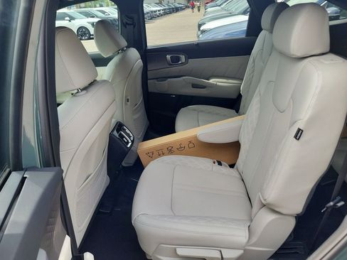 New 2026 Kia Sorento SX Prestige AWD/4WD image 16