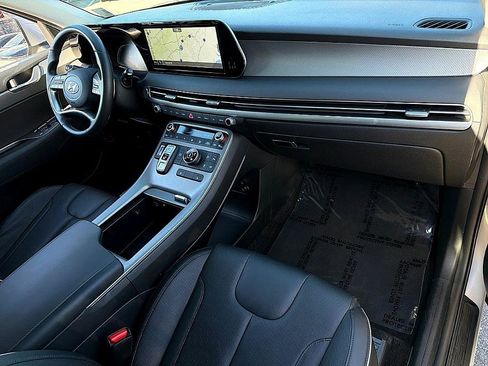 Certified 2025 Hyundai Palisade SEL image 22