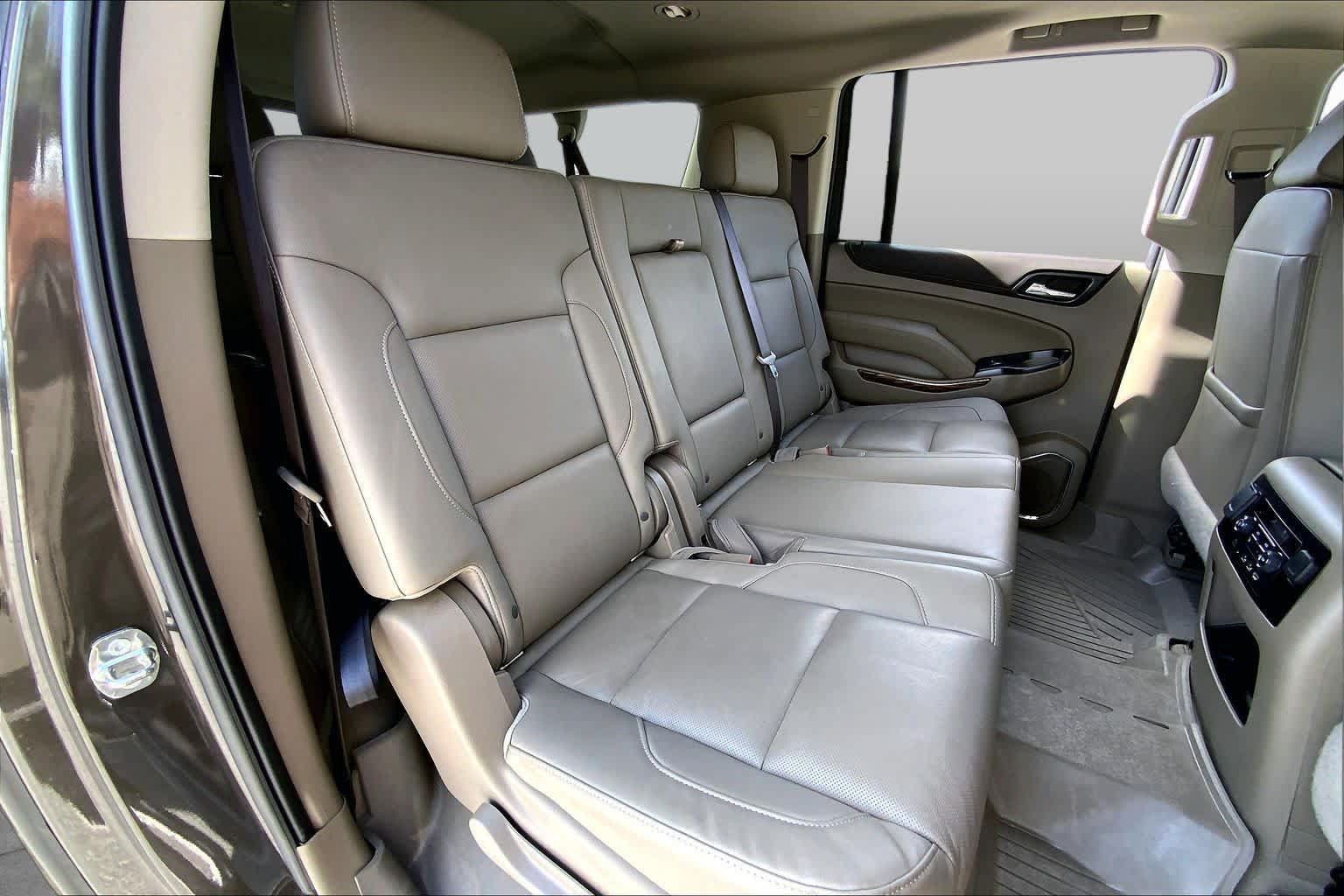 Used 2020 GMC Yukon XL SLT w/ Premium Edition RWD image 19